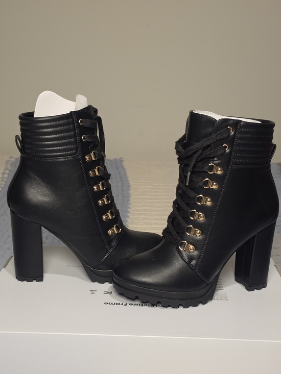 JustFab Shoes - JustFab Black Lace-Up Chunky Heel Ankle Boots